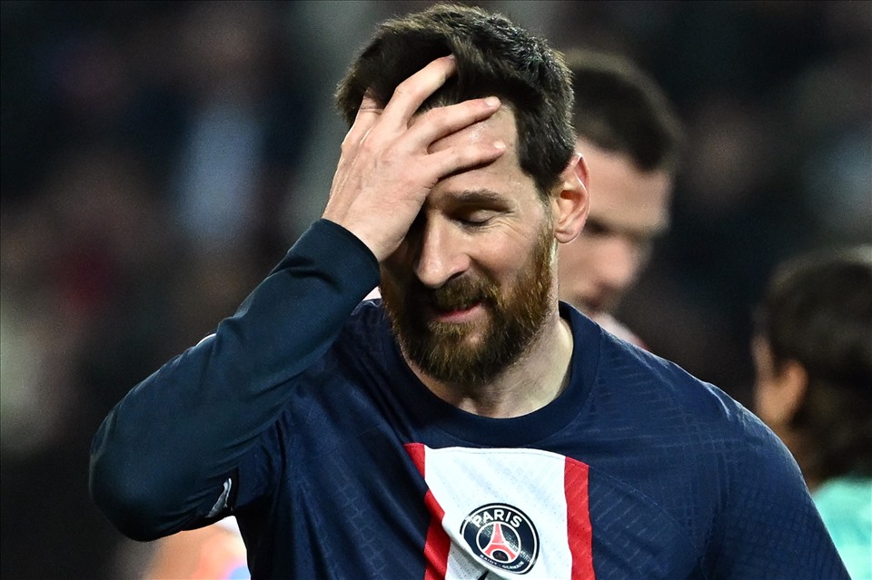 Tương lai của Messi có thể không còn nằm ở Paris.  Ảnh: AFP