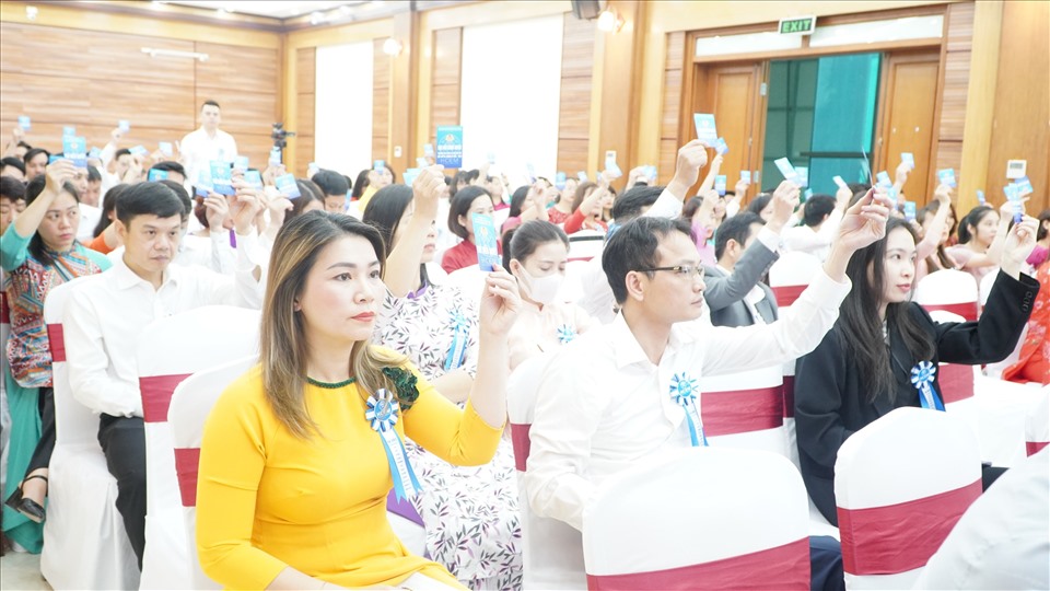 Các đại biểu tại Đại hội Công đoàn trường Cao đẳng Cơ điện Hà Nội lần thứ VII, nhiệm kỳ 2023-2028. Ảnh: Hương Mai