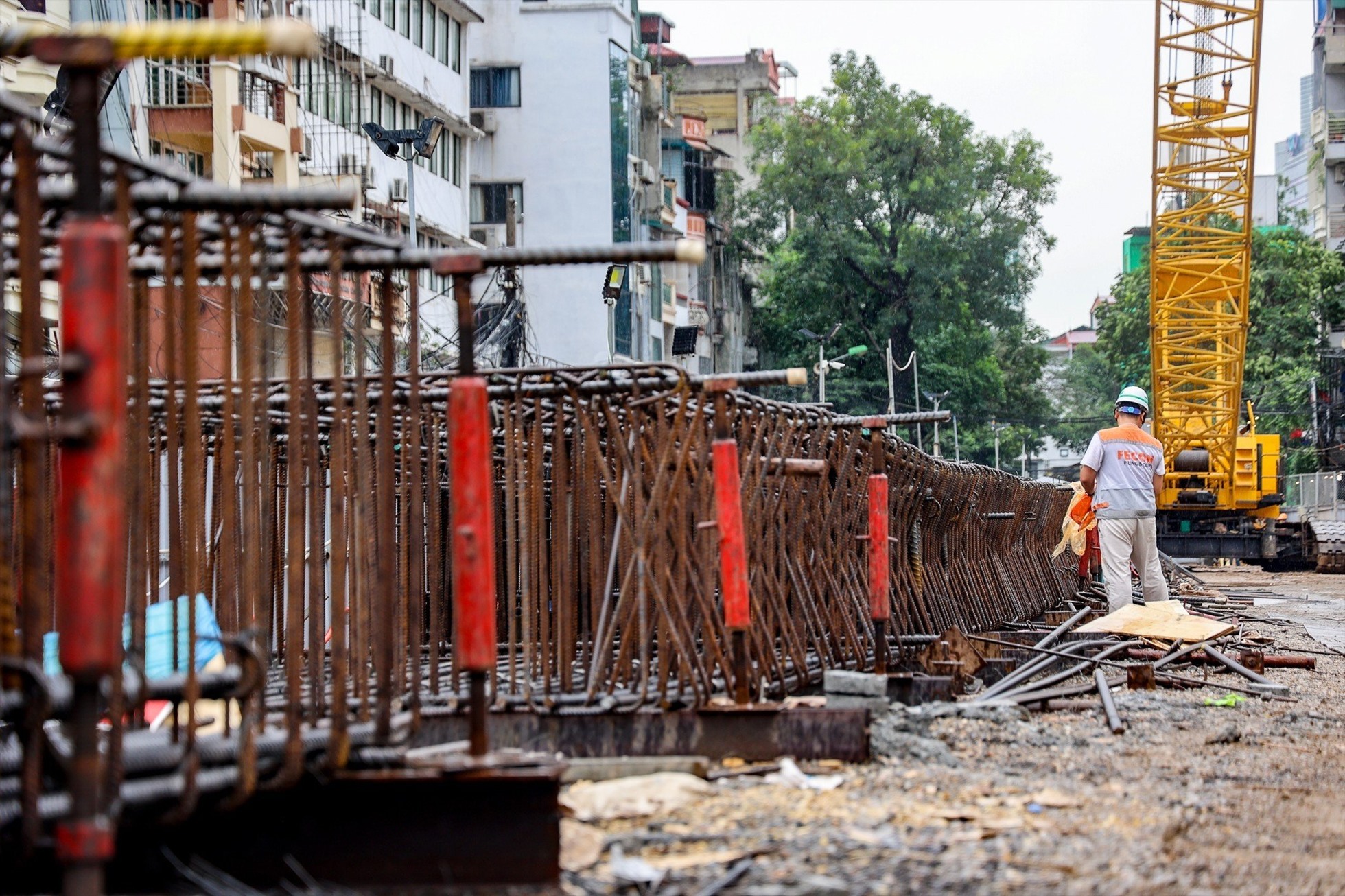 Tính đến thời điểm hiện tại, tiến độ tổng thể chung của Dự án Tuyến đường sắt đô thị thí điểm thành phố Hà Nội, đoạn Nhổn - ga Hà Nội đạt 76,5%, trong đó tiến độ thi công đoạn trên cao đạt 99%. Các ga ngầm tiếp tục được khẩn trương thi công.