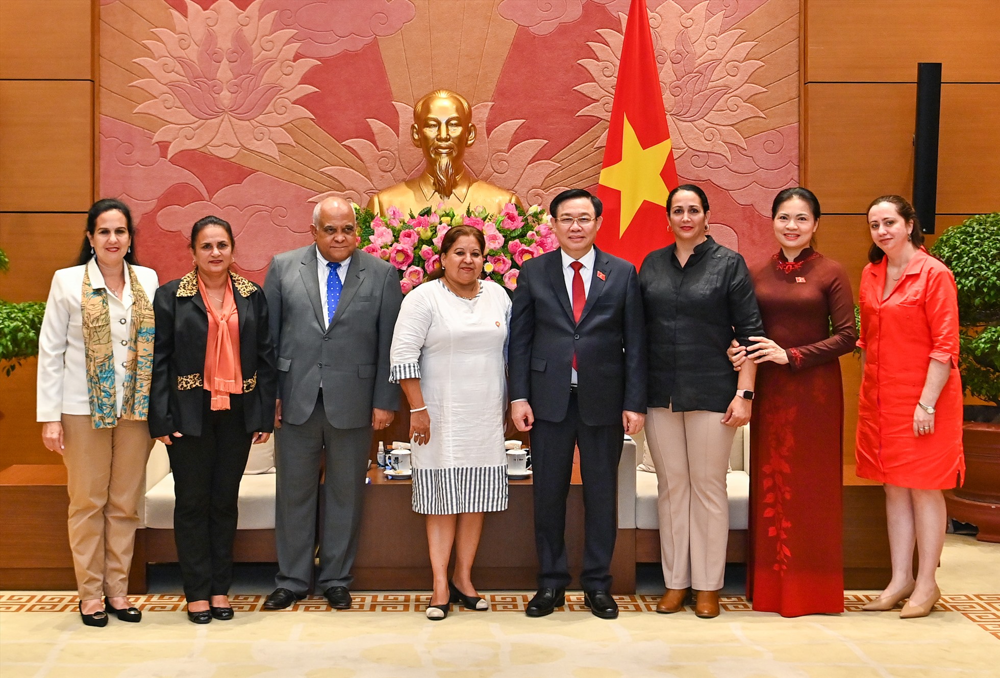 Việt Nam luôn coi trọng, gìn giữ và thúc đẩy mối quan hệ đặc biệt Việt Nam - Cuba. Ảnh: Quochoi.vn