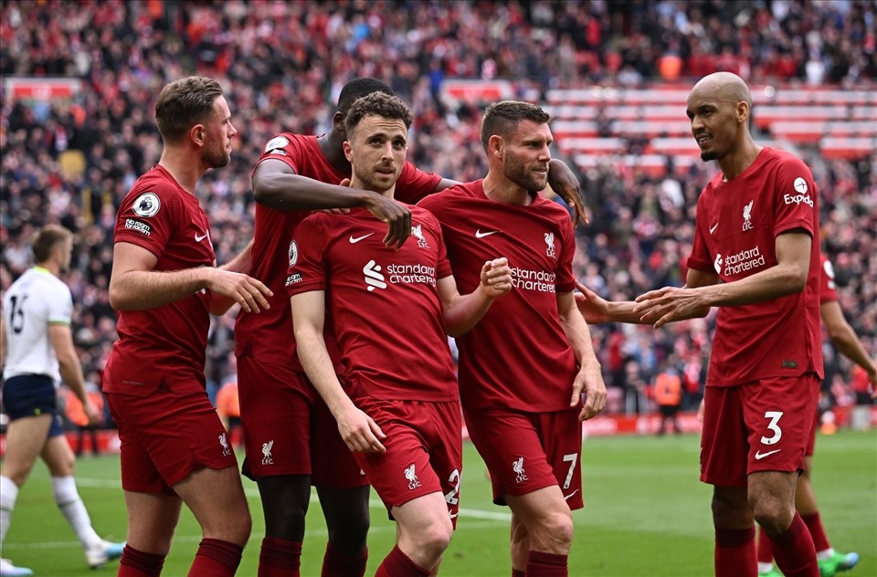 Liverpool đang có 6 chiến thắng liên tiếp tại Premier League.  Ảnh: AFP