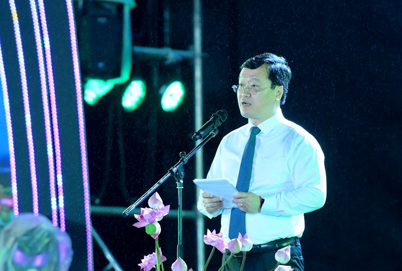 Đồng chí Nguyễn Đức Trung – Chủ tịch UBND tỉnh phát biểu tại buổi lễ. Ảnh: Quỳnh Trang