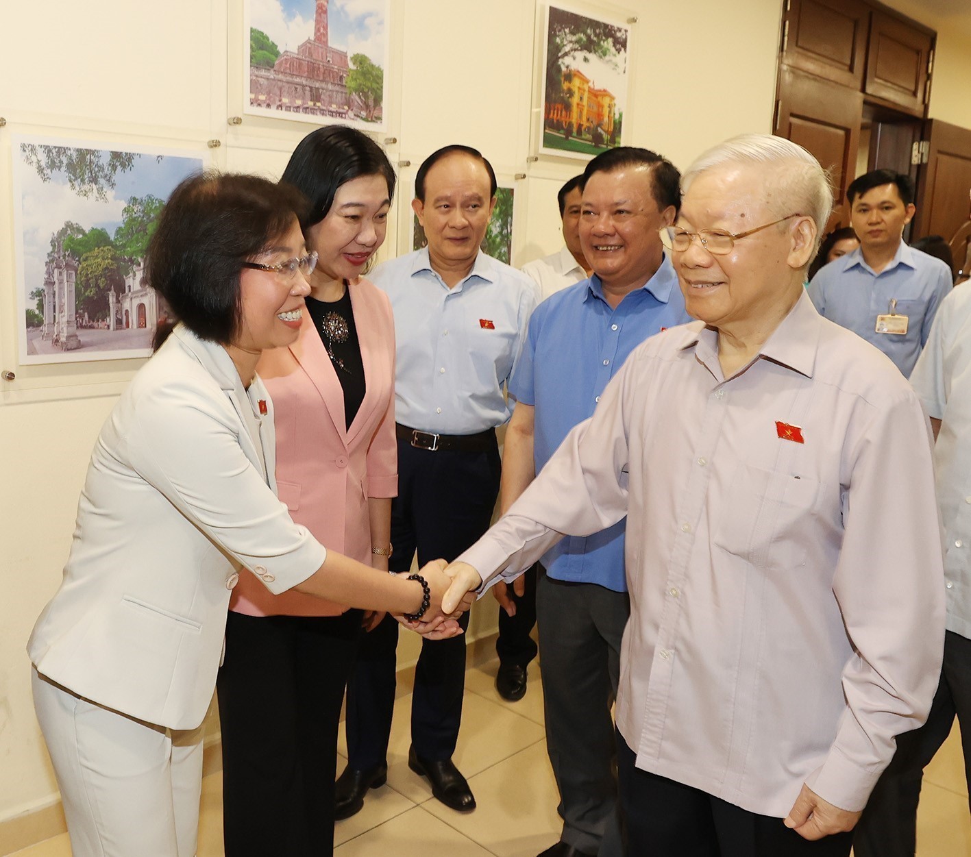 Tổng Bí thư Nguyễn Phú Trọng tiếp xúc cử tri tại đơn vị bầu cử số 1 (Ba Đình, Đống Đa, Hai Bà Trưng). Ảnh: TTXVN