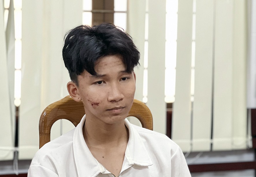 Võ Thanh Kiệt, tại thời điểm bị bắt giữ để làm rõ hành vi chém chết người. Ảnh: Vũ Tiến