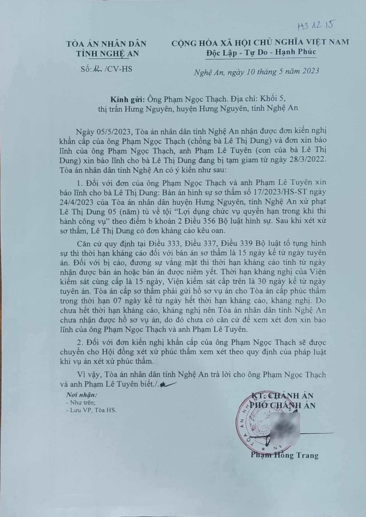 Công văn của TAND tỉnh Nghệ An trả lời đơn xin bảo lĩnh tại ngoại của gia đình bà Lê Thị Dung. Ảnh: Quang Đại