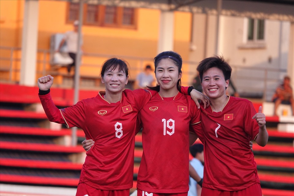 Sau bàn thắng vào lưới Myanmar trong trận chung kết, chân sút 22 tuổi được coi là siêu dự bị của tuyển nữ Việt Nam, được kì vọng sẽ nối tiếp thành công của đàn chị Huỳnh Như, Hải Yến,...