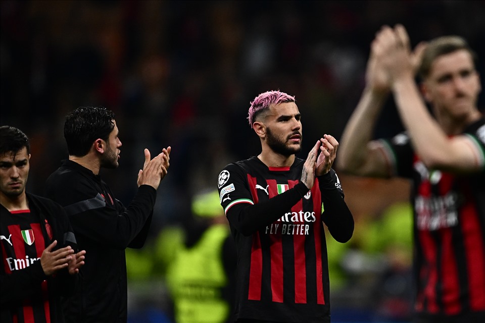 Milan đang gặp muôn vàn khó khăn nhưng cơ hội vẫn còn. Ảnh: AFP