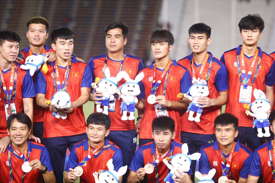 U22 Việt Nam khép lại SEA Games 32 với thành tích 4 trận thắng, 1 trận hoà và 1 trận thua trước U22 Indonesia ở bán kết.