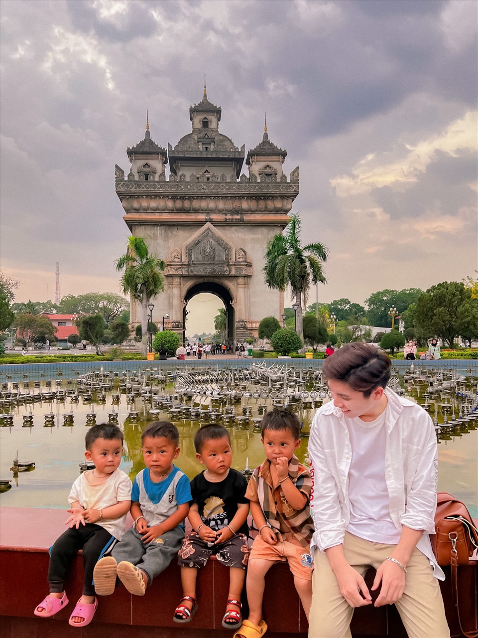 Đối với anh Giang, chuyến đi vừa qua để lại rất nhiều kỉ niệm khó quên, nhưng điều ấn tượng và thú vị với anh có lẽ là người dân Lào thân thiện, nhiệt tình hiếu khách thực sự.