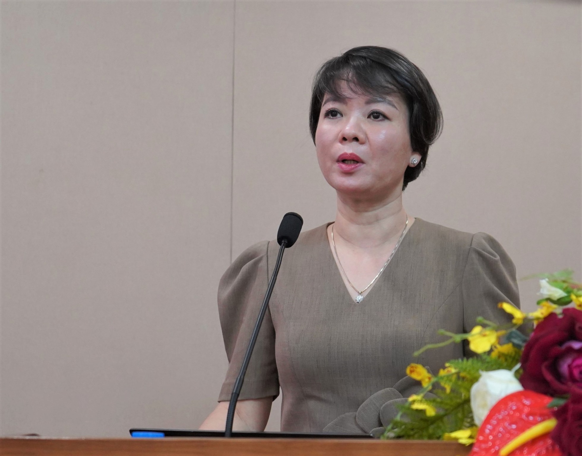 Bà Trần Thị Thanh Hà, cho biết hiện đã có gần 320.000 đoàn viên, NLĐ được vay với lãi suất ưu đãi từ gói vay 20.000 tỉ đồng. Ảnh: Phương Ngân