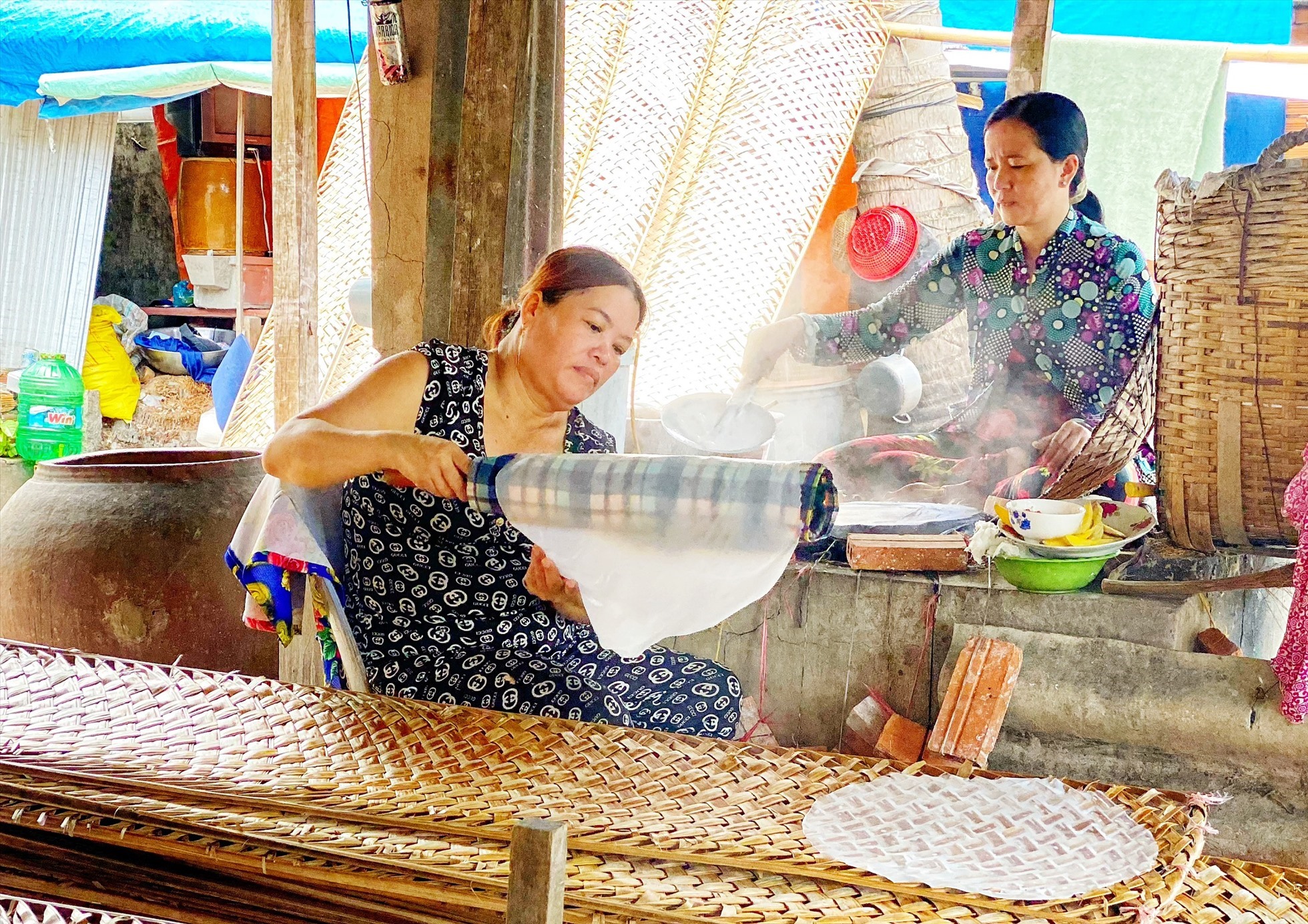Nghề làm bánh tráng 200 năm trở thành Di sản văn hóa phi vật thể quốc gia