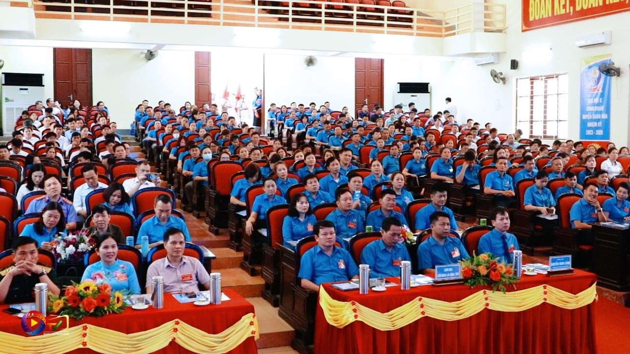 Các đại biểu tham dự đại hội Công đoàn huyện Quan Hóa. Ảnh: Minh Hoàng