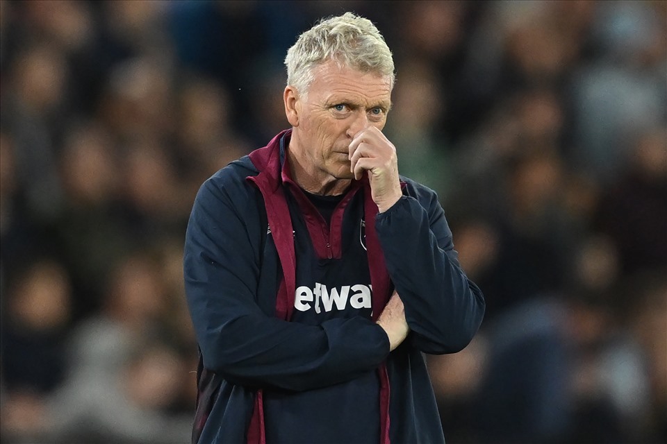 David Moyes nên giải quyết luôn tấm vé trụ hạng cho West Ham để tránh đêm dài lắm mộng. Ảnh: AFP
