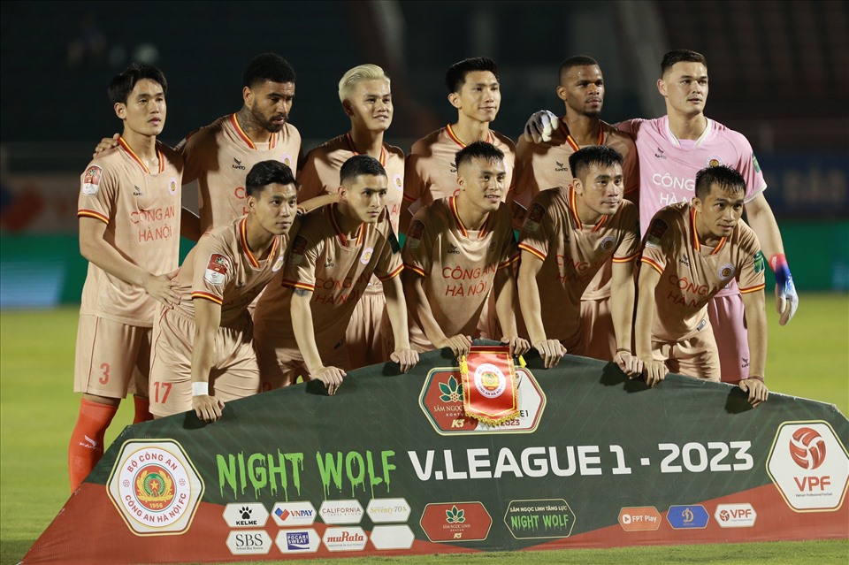 Ở vòng 8 V.League 2023, đội Công an Hà Nội có chuyến làm khách trên sân Thống Nhất của câu lạc bộ TPHCM.