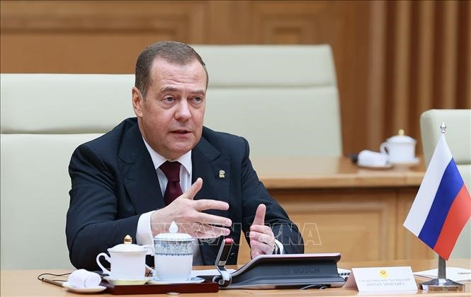 Chủ tịch Đảng Nước Nga Thống nhất, Phó Chủ tịch Hội đồng An ninh Liên bang Nga Dmitry Medvedev phát biểu. Ảnh: TTXVN