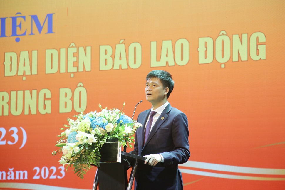 Ông Ngọ Duy Hiểu - Phó Chủ tịch Tổng LĐLĐ Việt Nam phát biểu. Ảnh: Hưng Thơ.