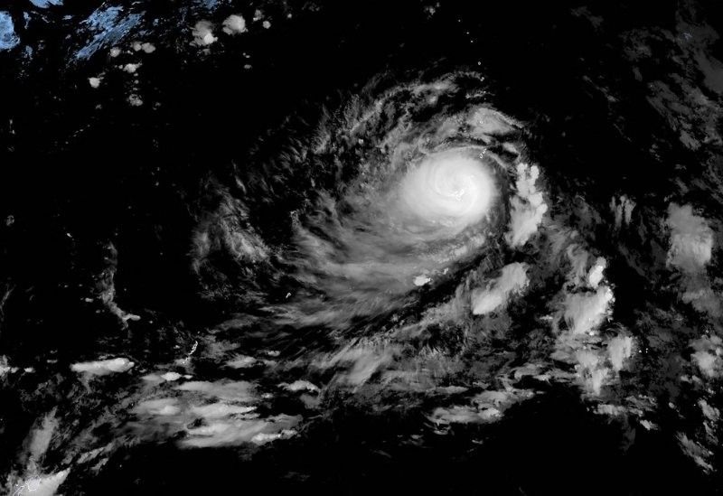 Ảnh vệ tinh bão Mawar ở đảo Guam lúc 12h30 UTC ngày 24.5.2023. Ảnh: NOAA