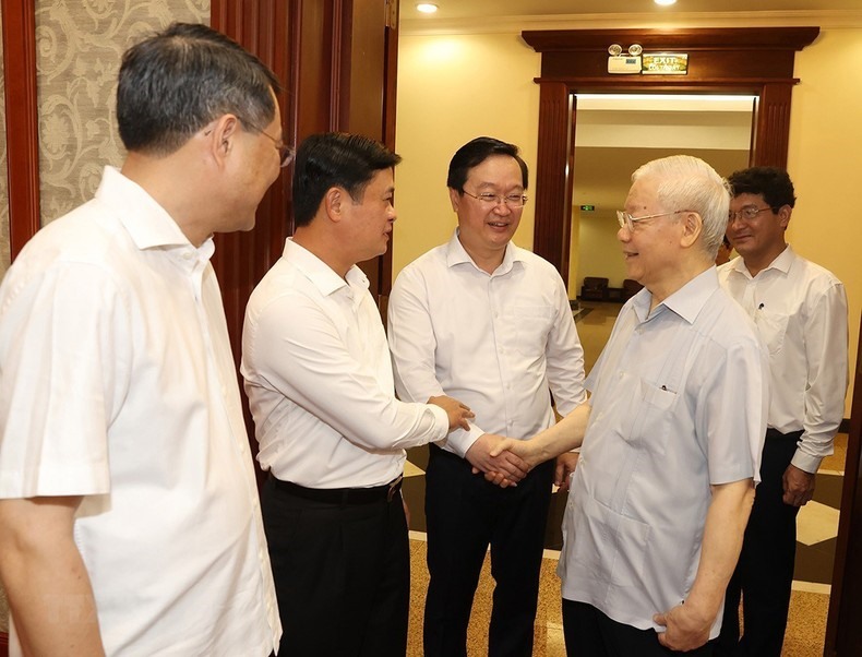 Tổng Bí thư Nguyễn Phú Trọng và các đại biểu dự cuộc họp. Ảnh: TTXVN