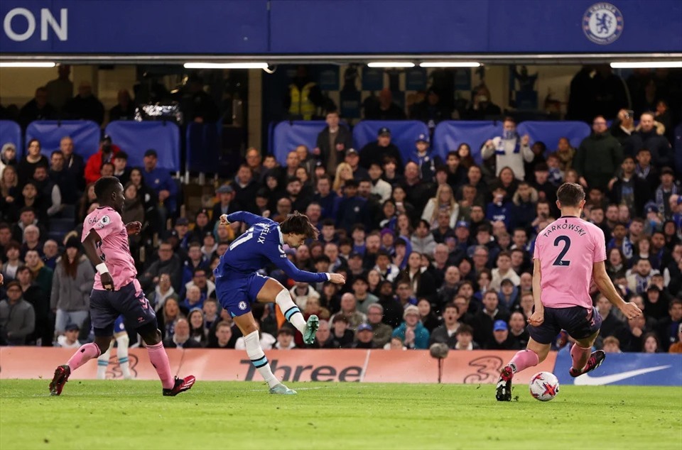 Joao Felix không thể hiện được nhiều trong màu áo Chelsea.  Ảnh: AFP