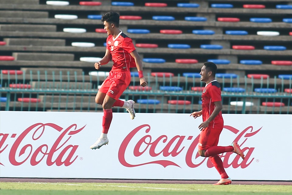 Thời gian còn lại, U22 Indonesia ghi liền 3 bàn thắng ở công của Sananta, Fajar, Titan ở phút 60, 77 và 88 để ấn định chiến thắng đậm đà 5-0.