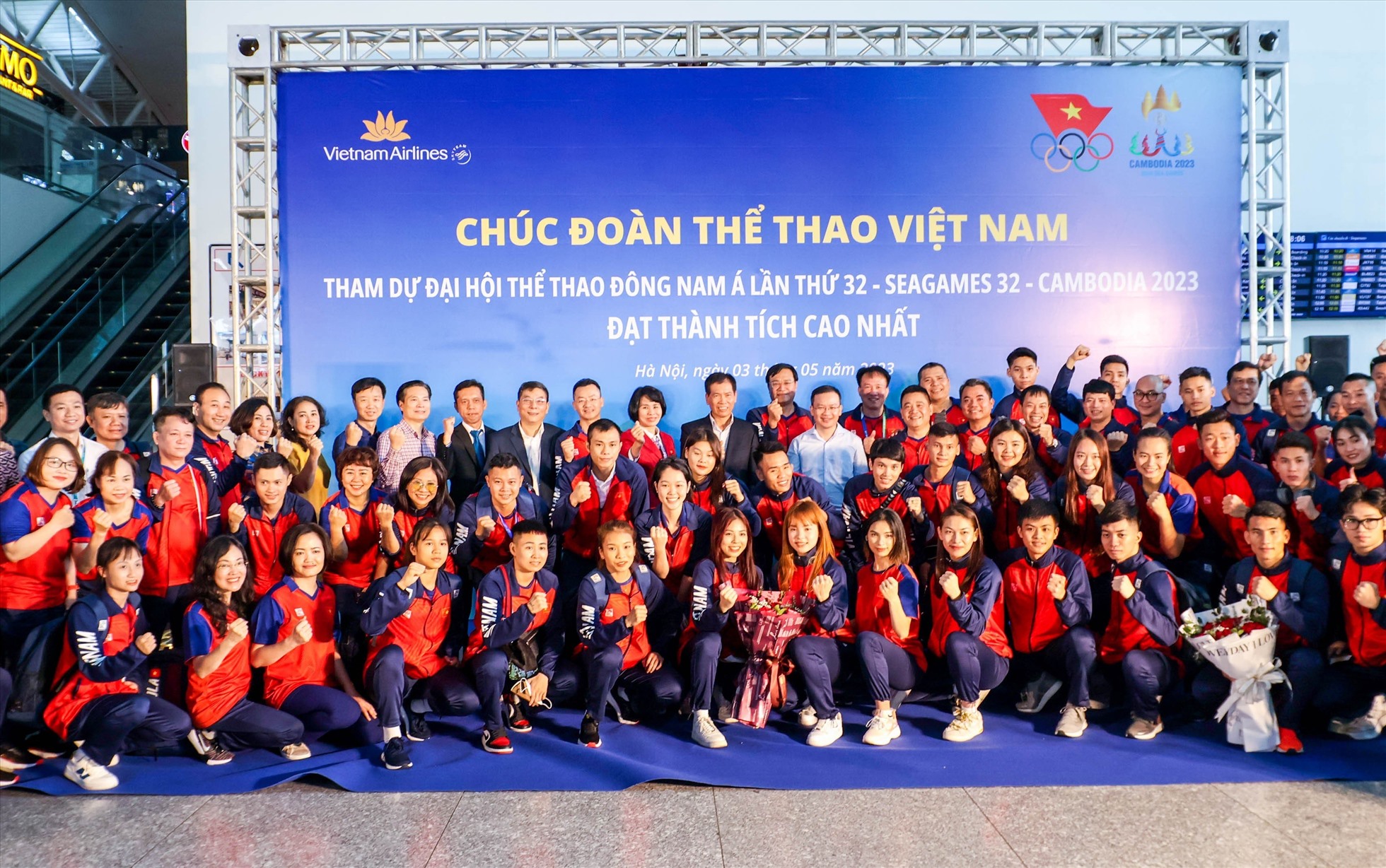 Đoàn thể thao Việt Nam lên đường tham dự SEA Games 32 ngày 3.5. Ảnh: Bùi Lượng