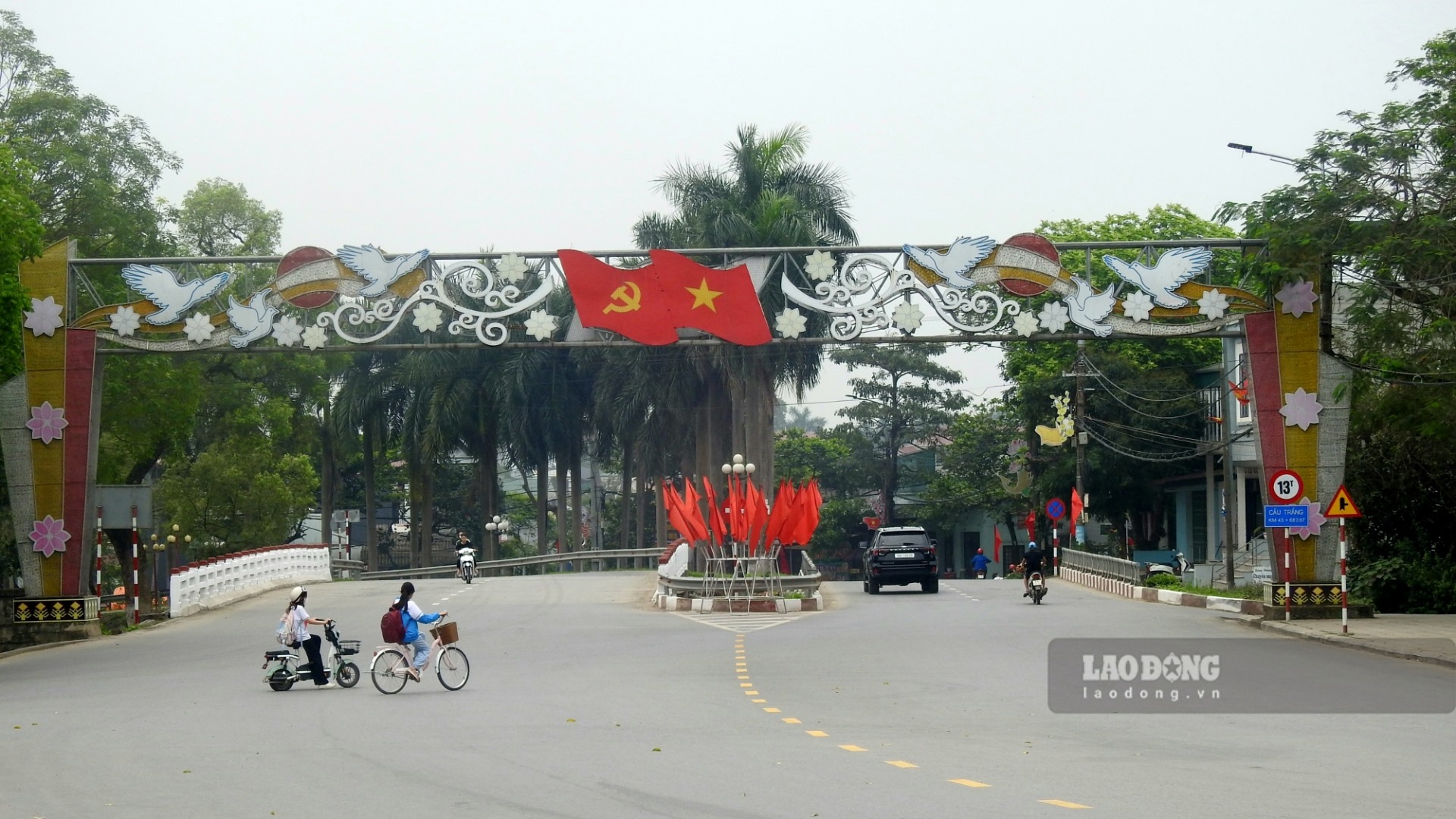 Năm 2010, thị xã Phú Thọ được công nhận là đô thị loại III, hết năm 2018, thị xã Phú Thọ được Thủ tướng Chính phủ công nhận hoàn thành nhiệm vụ xây dựng nông thôn mới.