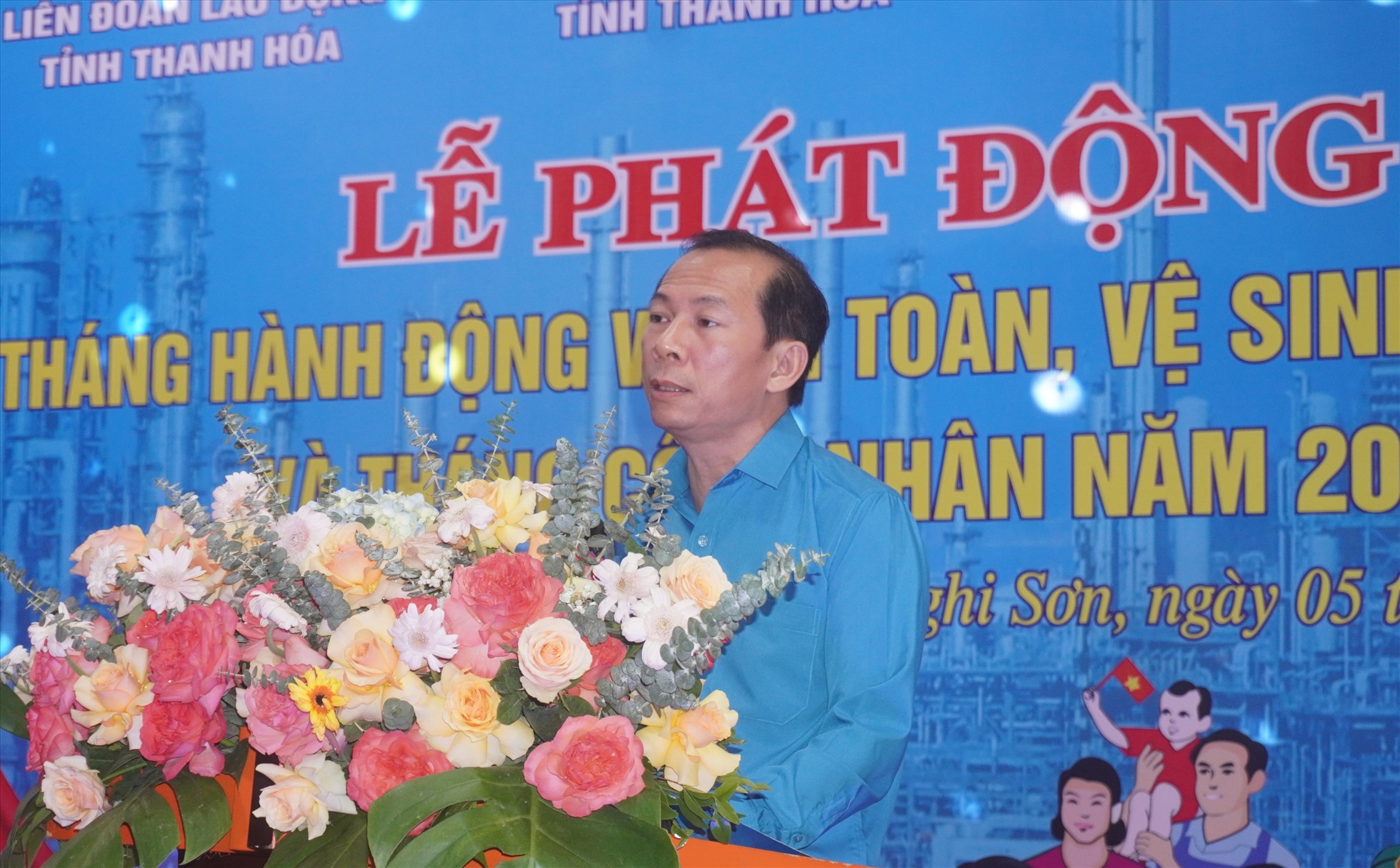 Ông Võ Mạnh Sơn - Chủ tịch LĐLĐ tỉnh Thanh Hóa phát biểu tại lễ phát động. Ảnh: Quách Du