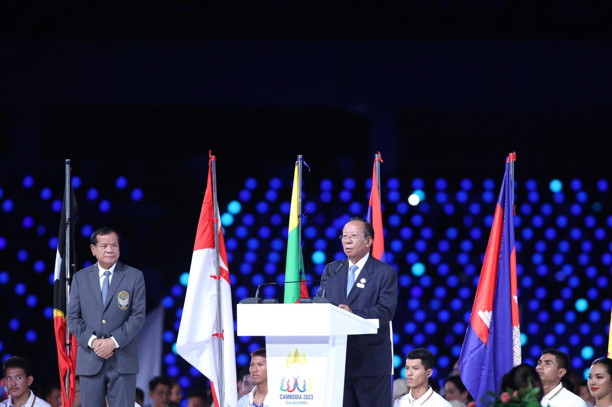 Ông Samdech Tea Banh - Bộ trưởng Bộ Quốc phòng, trưởng ban tổ chức SEA Games 32 phát biểu tại Lễ khai mạc. Ảnh: Thanh Vũ