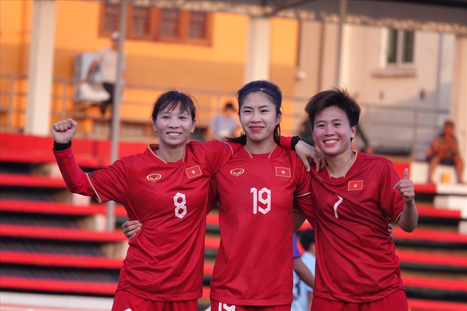 Tuyển nữ Việt Nam thắng thuyết phục Myanmar 3-1. Ảnh: Nguyễn Đăng