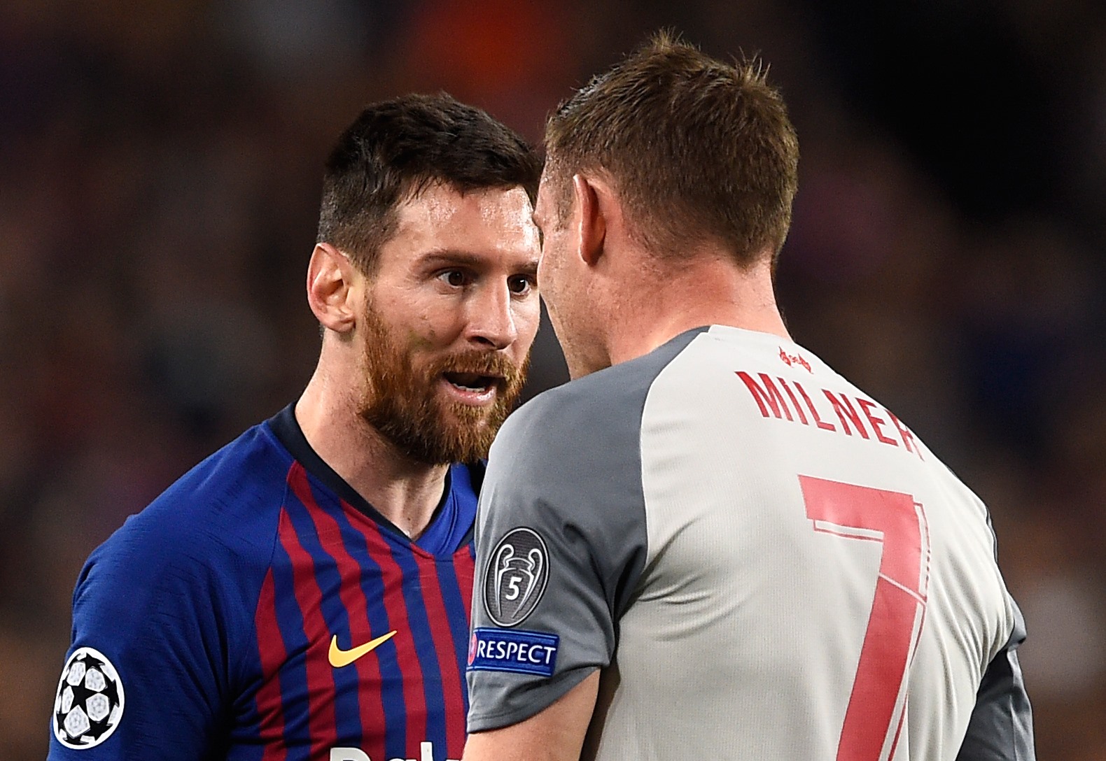 Milner đối đầu với Messi tại Champions League vào năm 2019.  Ảnh: AFP