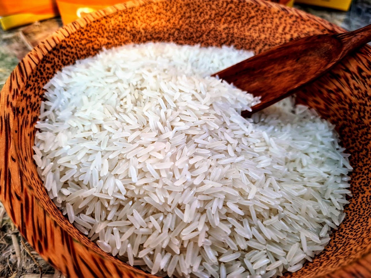 Gạo Việt Nam nổi trội về chất lượng, được thị trường thế giới ưa chuộng. Ảnh: Vũ Long