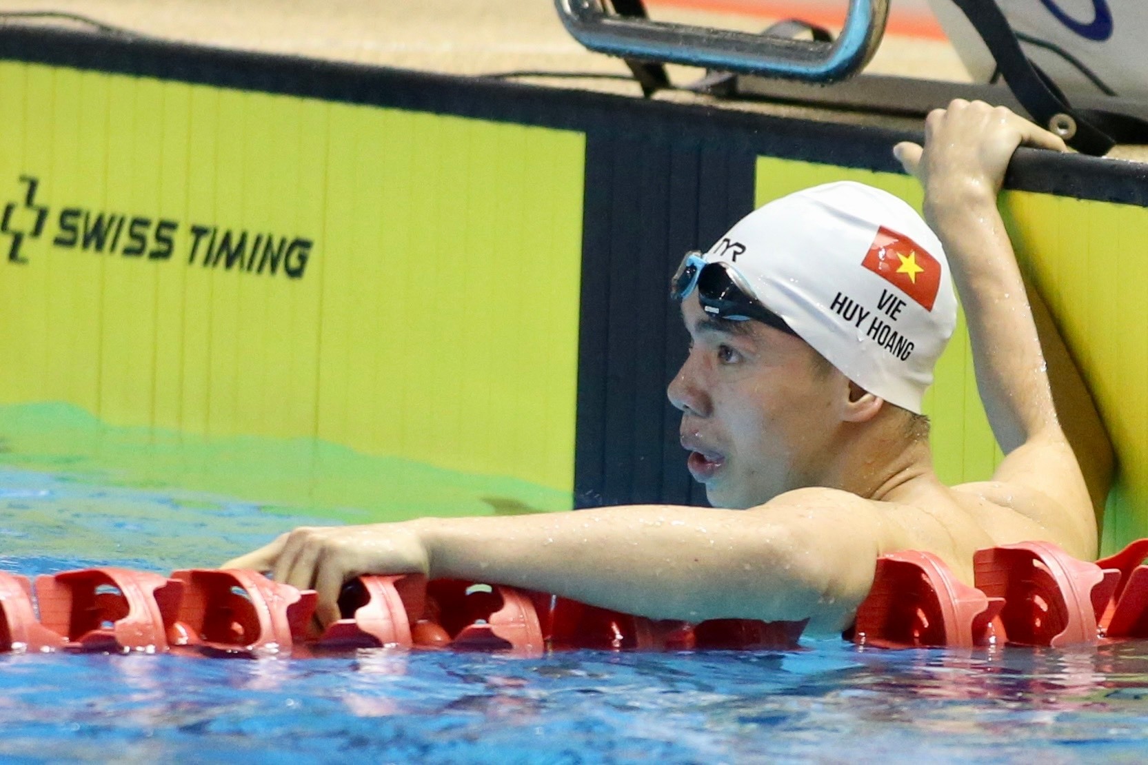 Kình Ngư Nguyễn Huy Hoàng về đích thứ 3 để giành huy chương đồng nội dung bơi 200m tự do nam. Ảnh: Thanh Vũ