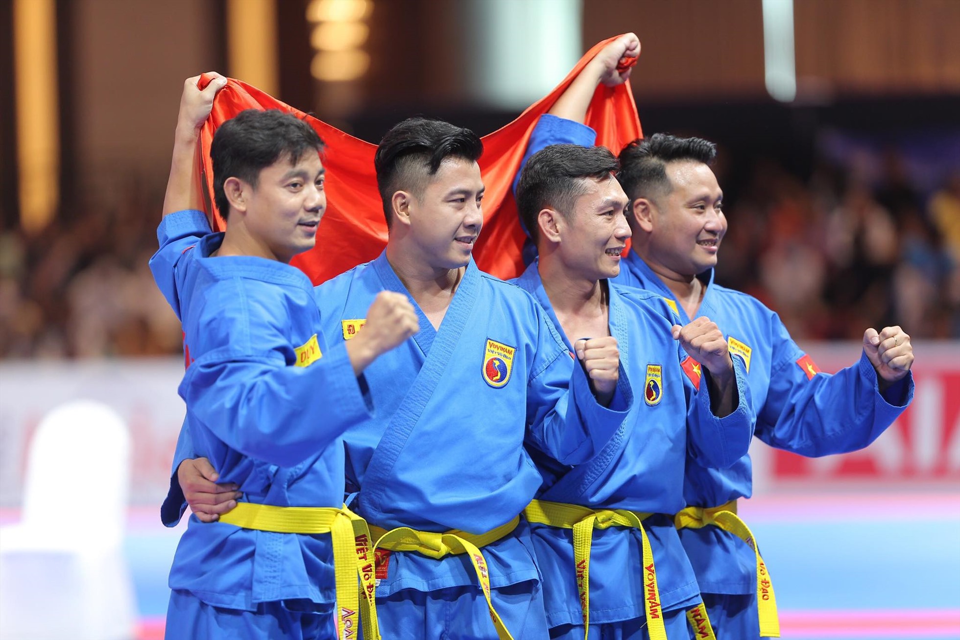 Đội tuyển Vovinam Việt Nam giành huy chương vàng Đa luyện vũ khí nam. Ảnh: Thanh Vũ