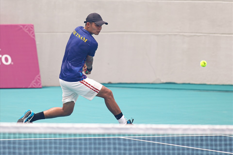 Trịnh Linh Giang là tay vợt bị đánh giá thấp hơn trong trận đấu này. Cụ thể, Linh Giang đang đứng hạng 1181 thế giới, trong khi đó đối thủ đến từ Thái Lan đang đứng hạng 960.