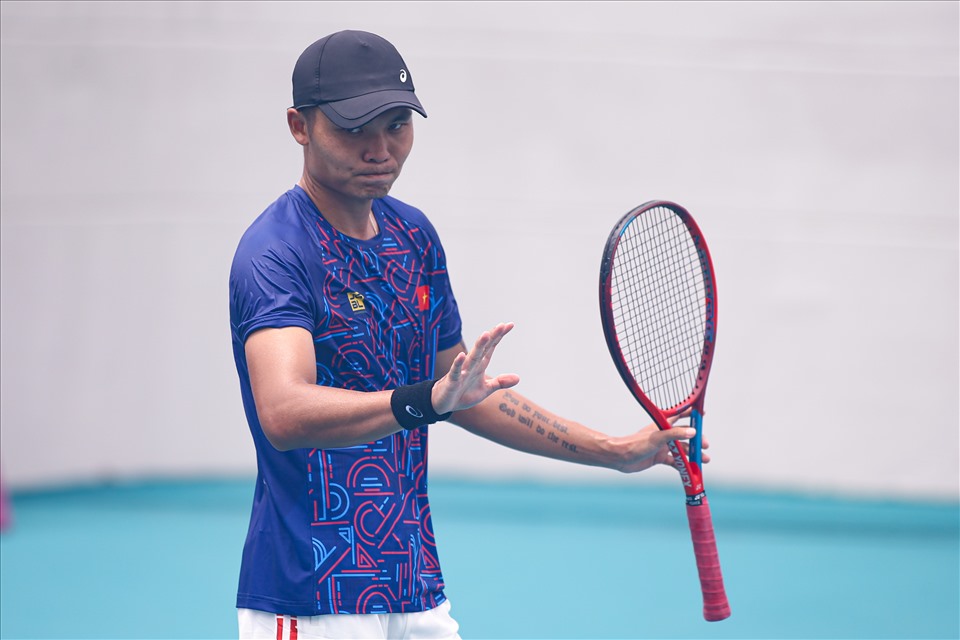 Thất bại của Linh Giang khiến tuyển quần vợt nam Việt Nam phải giành chiến thắng trong cả trận đánh đơn còn lại của Lý Hoàng Nam và trận đánh đôi của Hoàng Nam và Linh Giang mới có thể giành huy chương vàng SEA Games 32.