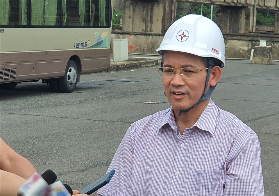 Ông Phạm Văn Vương, Giám đốc Công ty Thủy điện Hòa Bình. Ảnh: Phan Anh