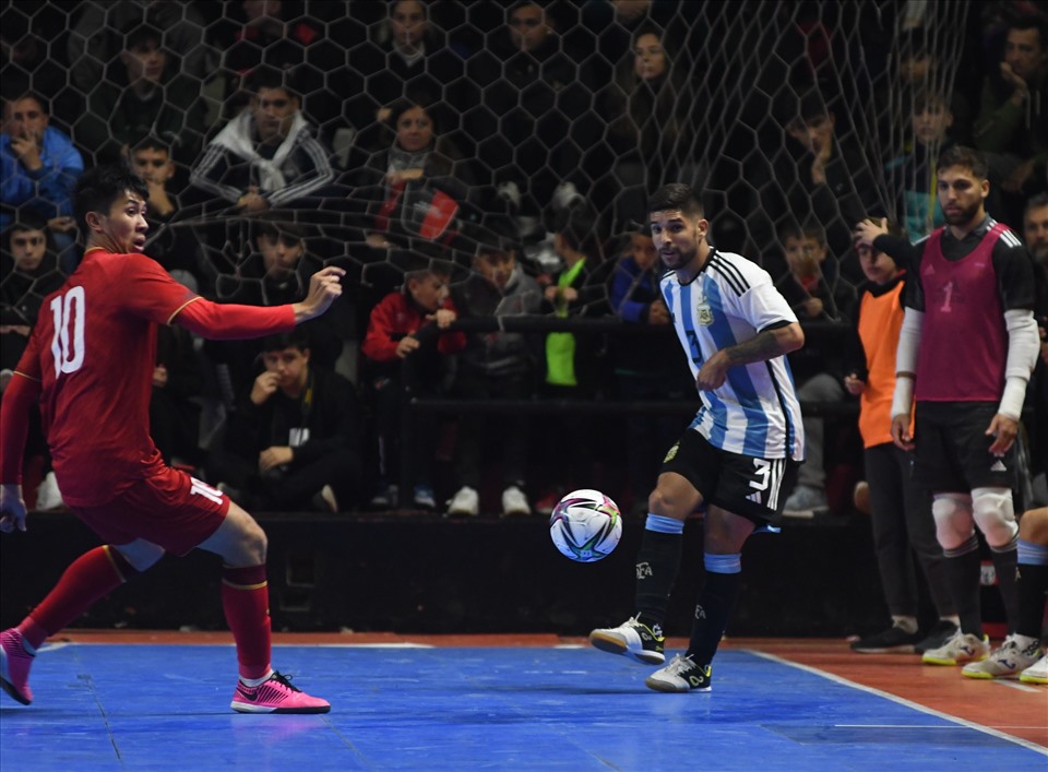 Tuyển futsal Argentina thể hiện sức mạnh vượt trội trước tuyển Việt Nam. Ảnh: AFA
