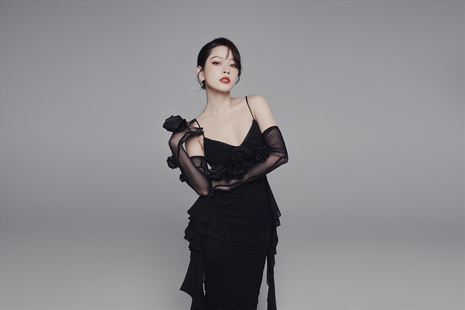 Năm 2022, Chi Pu vào vai Linh trong phim “Mười: Lời nguyền trở lạ“. Người đẹp đã xuất sắc giành giải thưởng “Nữ diễn viên được yêu thích nhất” tại Lễ trao giải Ngôi Sao Xanh 2022.