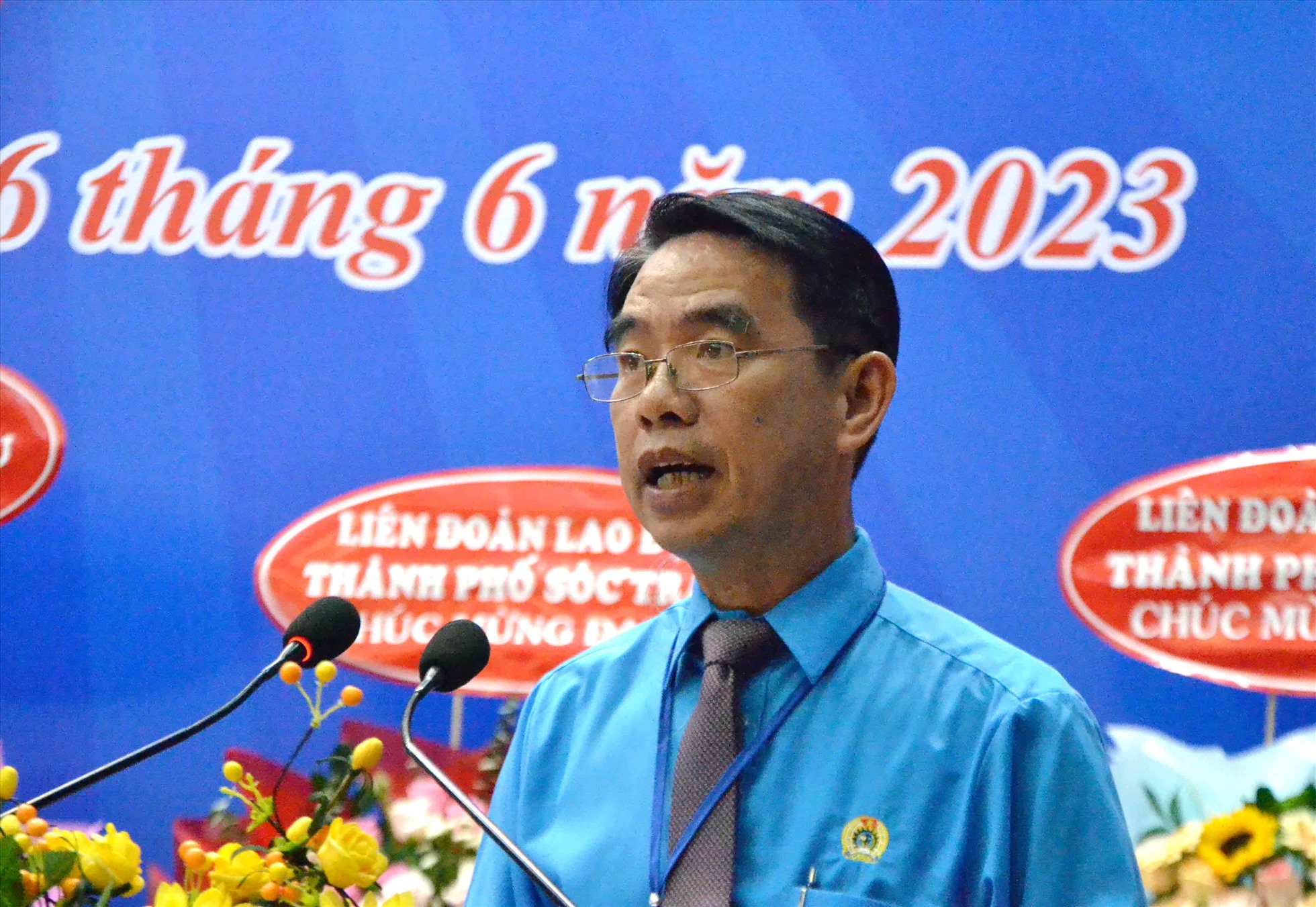 Ông Trương Văn Chiêm tái đắc cử Chủ tịch LĐLĐ TP Long Xuyên nhiệm kỳ 2023-2028. Ảnh: Lâm Điền