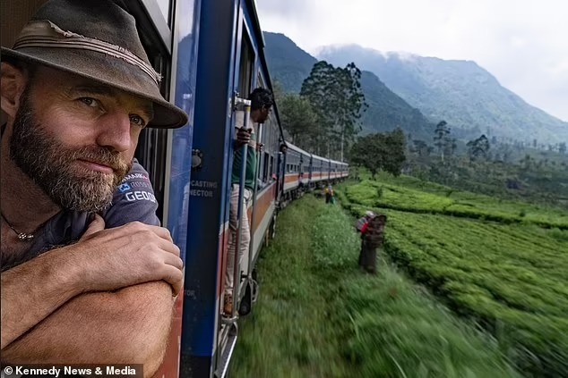 Thor Pedersen trên chuyến tàu xuyên châu Á.