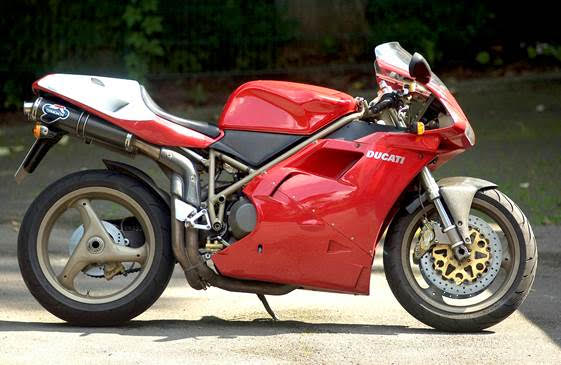 Ducati 916 (Arcee). Ảnh: Nhà sản xuất