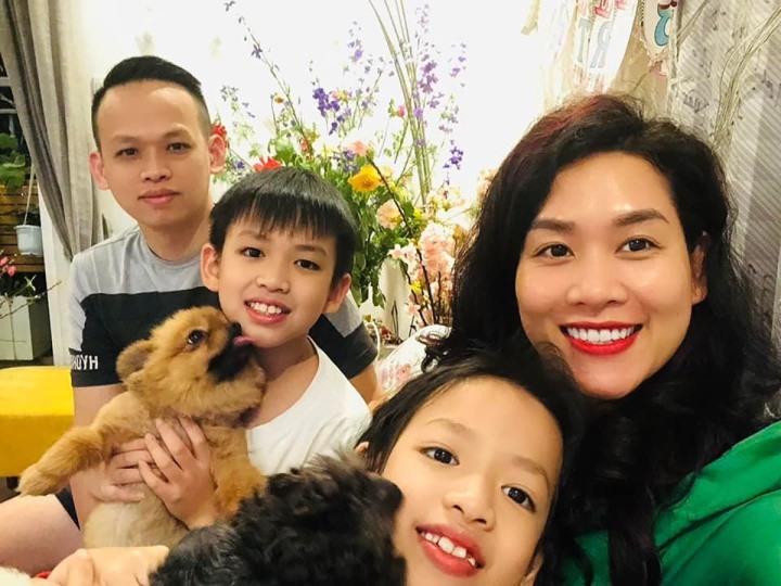 Hà Hương và gia đình. Ảnh: Facebook nhân vật