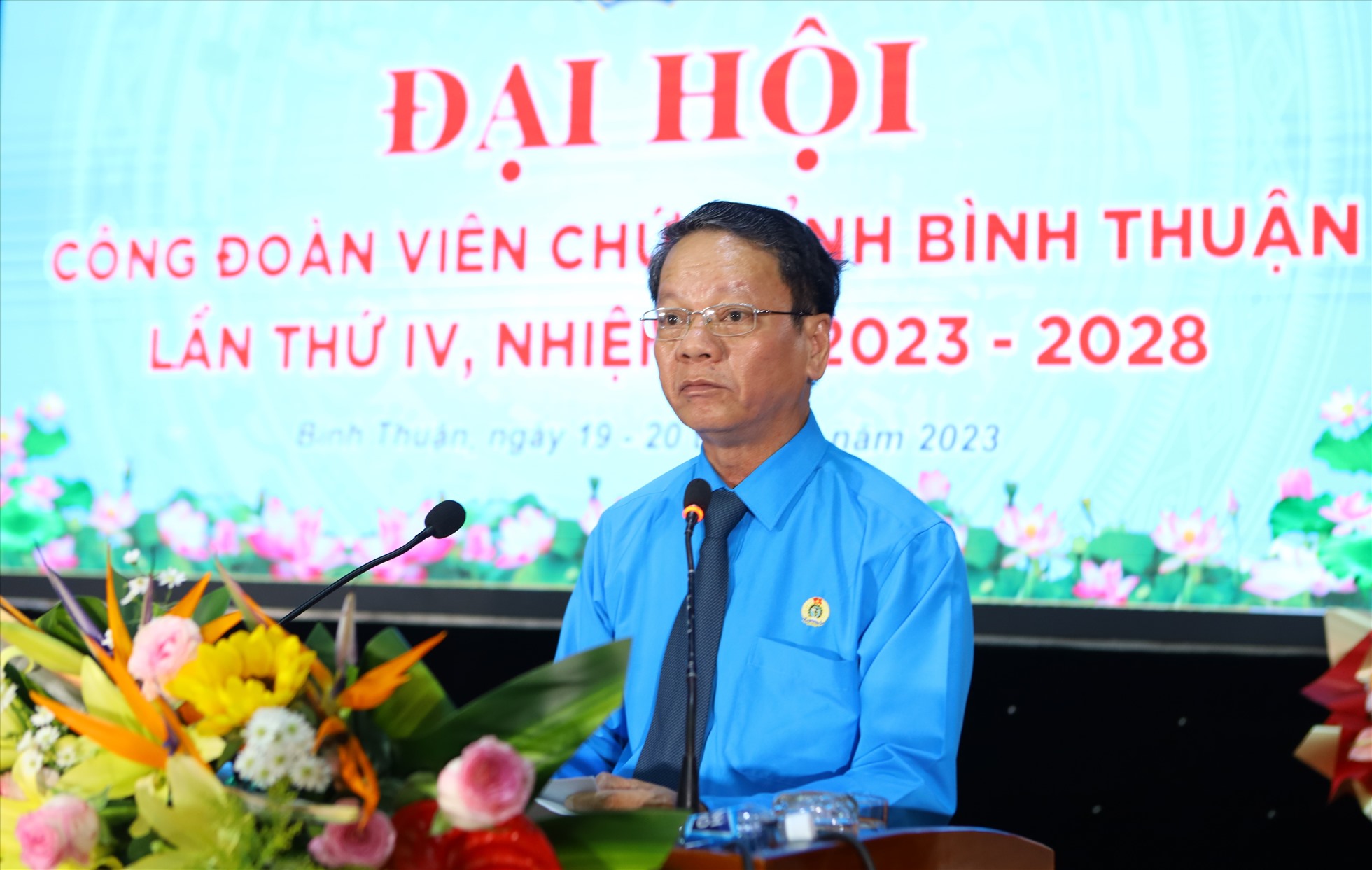 Đồng chí Nguyễn Xuân Phối, chủ tịch LĐLĐ tỉnh Bình Thuận phát biểu chỉ đạo tại Đại hội. Ảnh: Duy Tuấn
