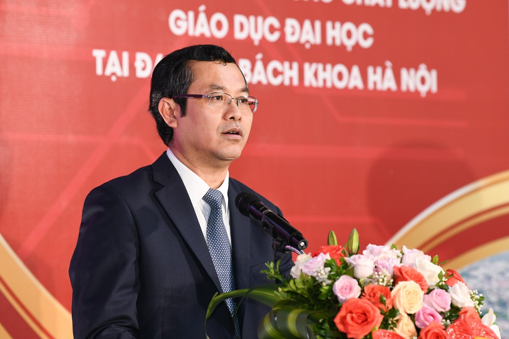 Thứ trưởng Bộ GDĐT Nguyễn Văn Phúc.