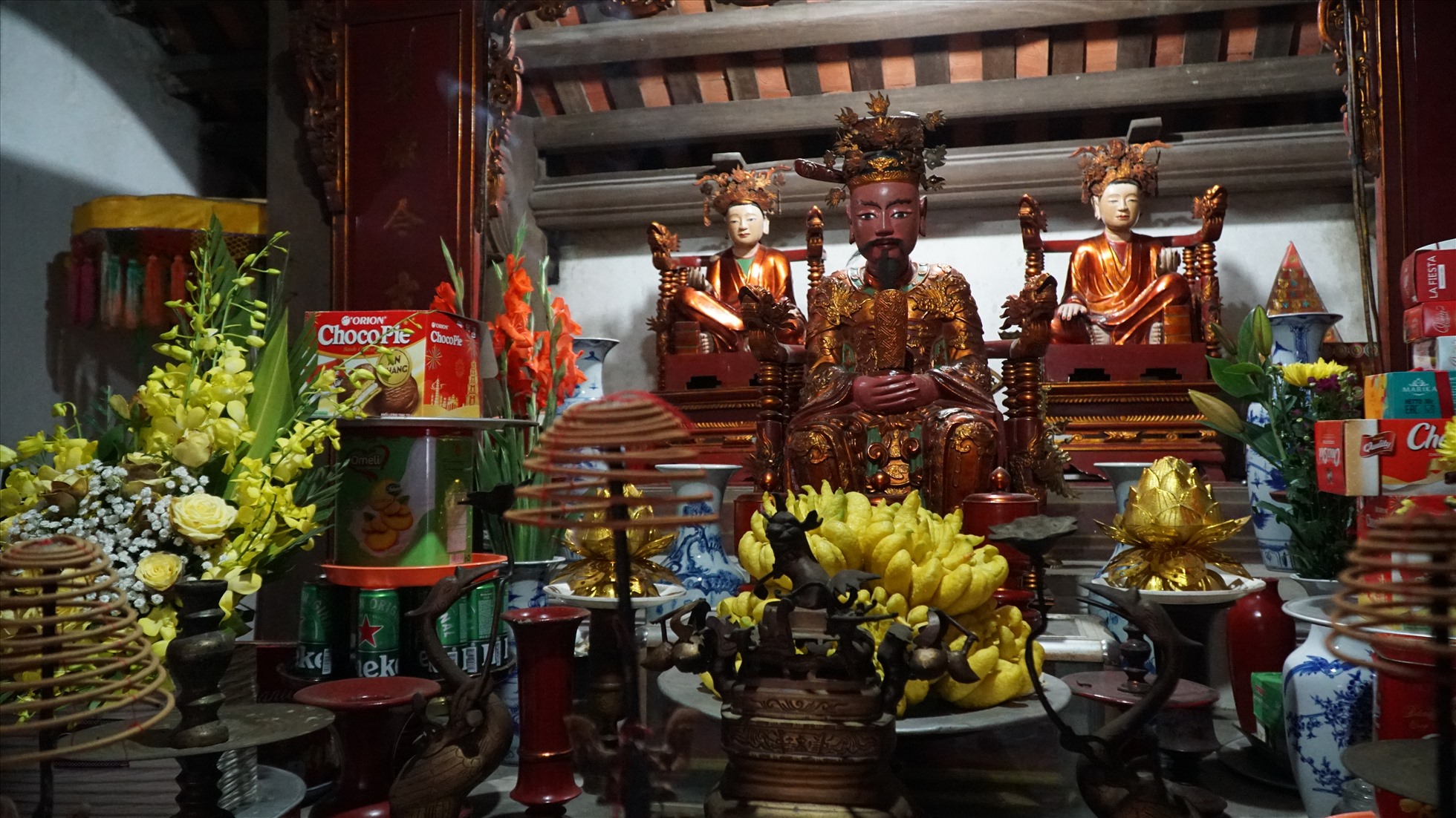 Dân làng Quyển Sơn đã lập đền thờ Lý Thường Kiệt ngay tại đền Trúc. Ảnh: Khánh Linh