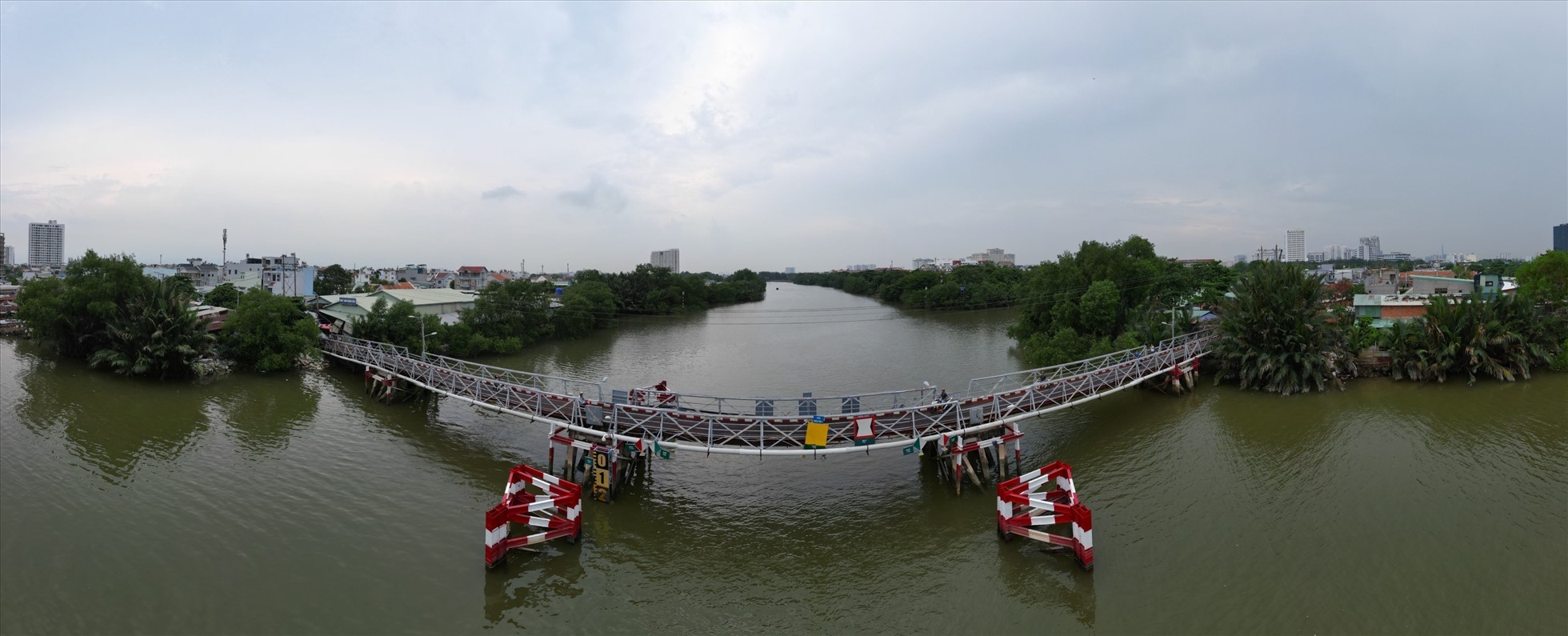 Sau khi hoàn thành, cầu Rạch Đỉa sẽ giúp giảm tải cho cầu Rạch Đỉa 2 trên đường Nguyễn Hữu Thọ.