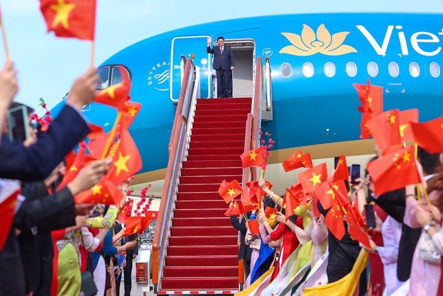 Lễ đón Thủ tướng Chính phủ Phạm Minh Chính tại sân bay quốc tế Bắc Kinh, Trung Quốc. Ảnh: VGP