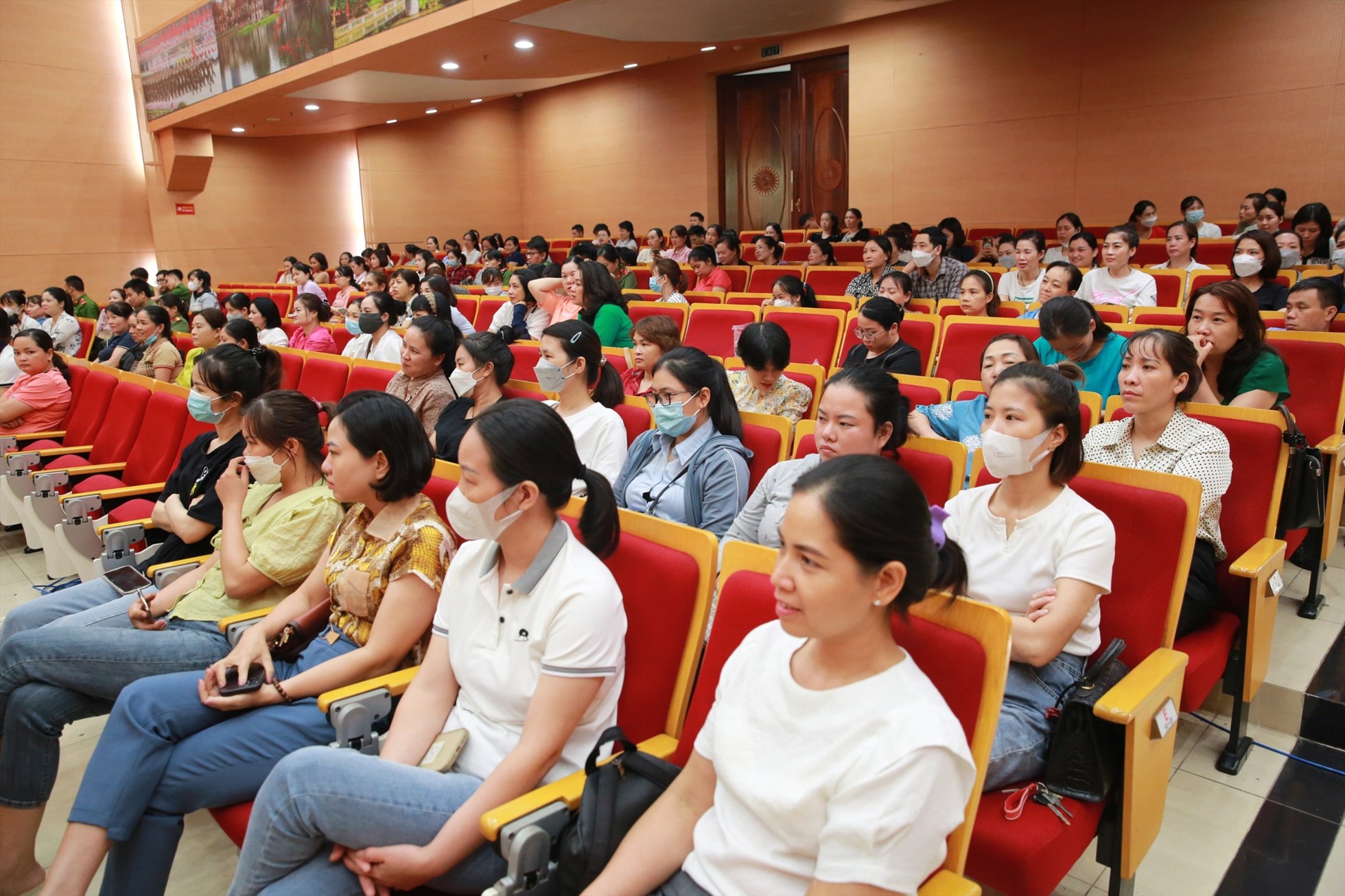 Đoàn viên Công đoàn Công an thành phố Hà Nội tham gia buổi tập huấn. Ảnh: Công đoàn Công an nhân dân.