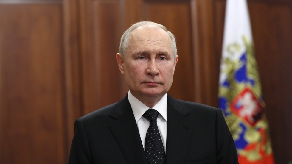 Tổng thống Nga Vladimir Putin phát biểu trên truyền hình. Ảnh: Sputnik