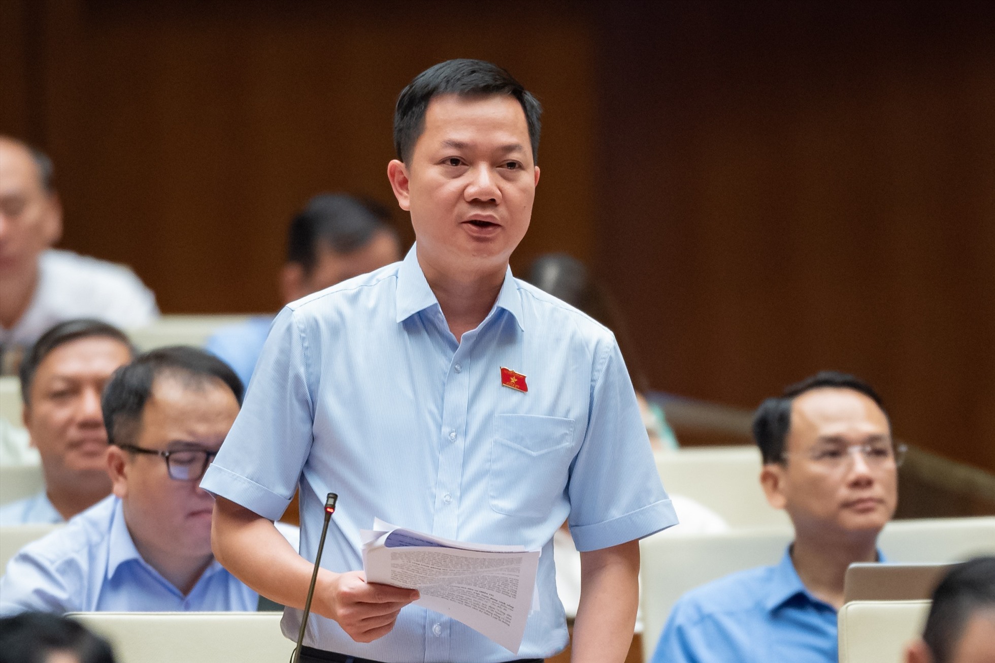 Đại biểu Trịnh Xuân An - Đoàn ĐBQH tỉnh Đồng Nai tranh luận. Ảnh: Quốc hội